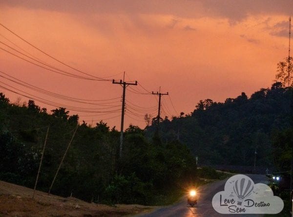 Dicas importantes para sua viagem ao Laos - moeda - visto - kuang si falls - clima - estradas - internet - sudeste asiatico (6)