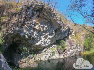cachoeiras-da-chapada-dos-veadeiros-goias-o-que-fazer-em-cavalcante-rei-do-prata-santa-barbara-cachoeira-pratinha-complexo-turismo-trilha-alto-paraiso-go (2)