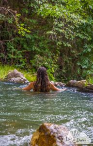 cachoeiras-da-chapada-dos-veadeiros-goias-o-que-fazer-em-sao-jorge-colinas-do-sul-santa-lazara-cachoeira-segredo-pedras-bonitas-turismo-trilha-alto-paraiso- (5)