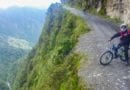 Como é o Downhill pela Estrada da Morte, Bolívia Como é o Downhill pela Estrada da Morte, Bolívia